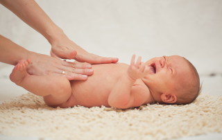 Nuevo estudio demuestra que la acupuntura reduce significativamente el llanto en bebés con cólico